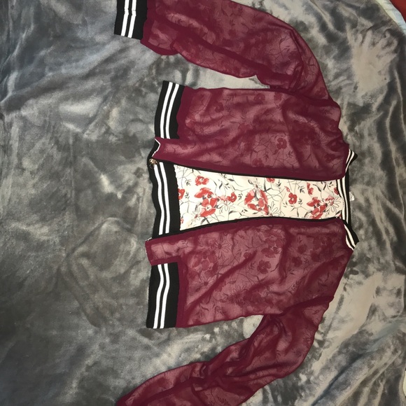 Light weight jacket - Picture 3 of 3